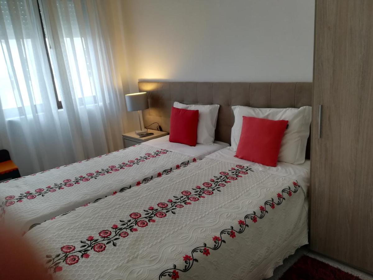 Hospedaria Saozinha فيغيورا دا فوز المظهر الخارجي الصورة